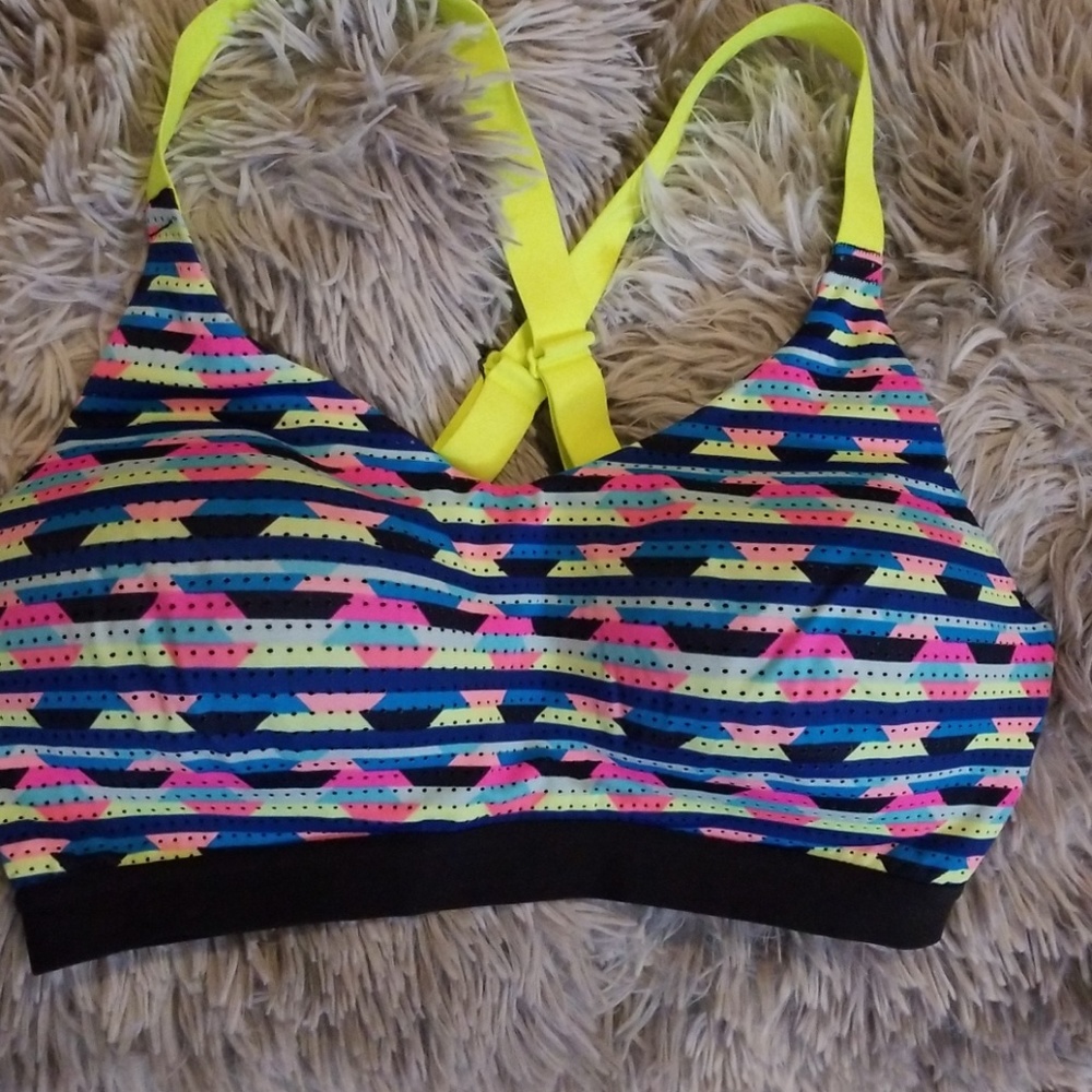 Vsx sports bra